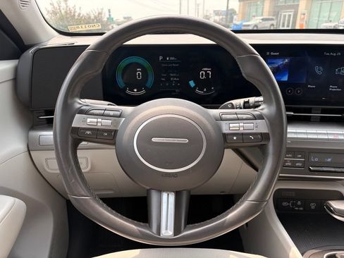 Certified 2025 Hyundai Kona SEL FWD image 14