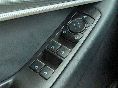 Used 2025 Ford Explorer ST-Line w/ ST-Line Street Pack AWD/4WD image 12