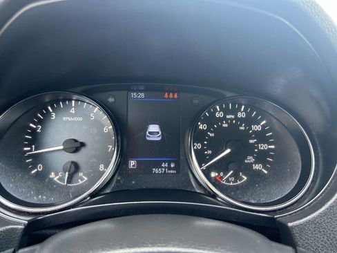 Used 2021 Nissan Rogue Sport S image 24