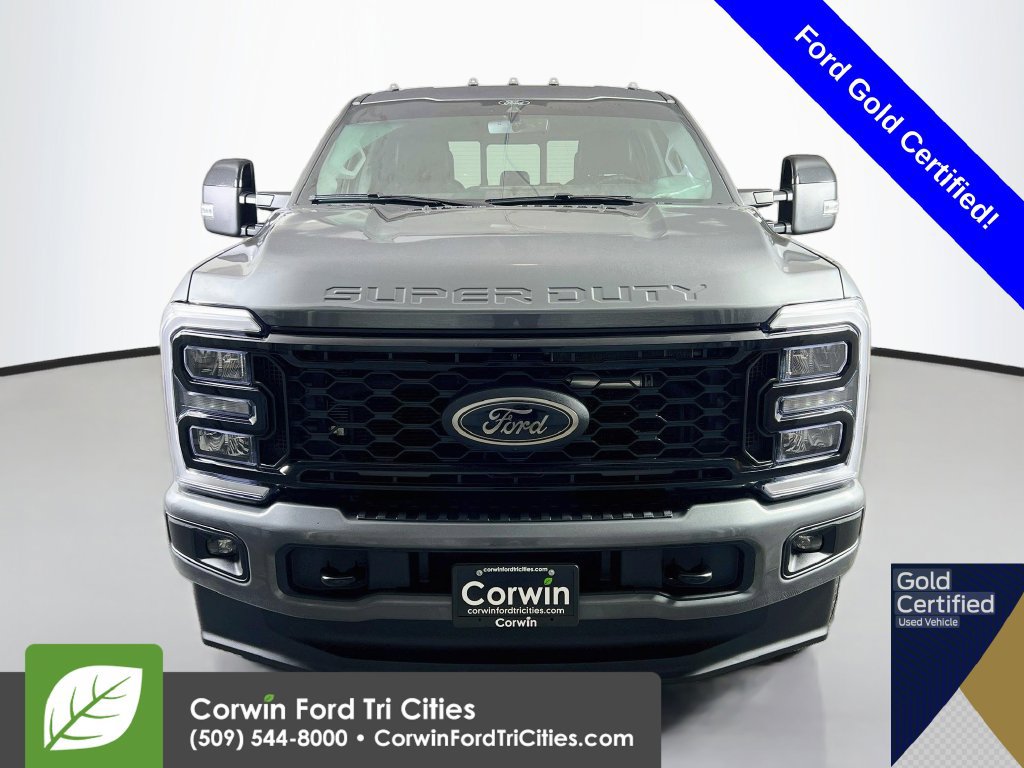 Used 2025 Ford F350 Lariat w/ Black Appearance Package AWD/4WD image 3