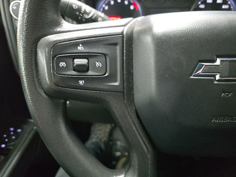 Used 2020 Chevrolet Silverado 1500 Custom Trail Boss w/ Custom Convenience Package AWD/4WD image 19