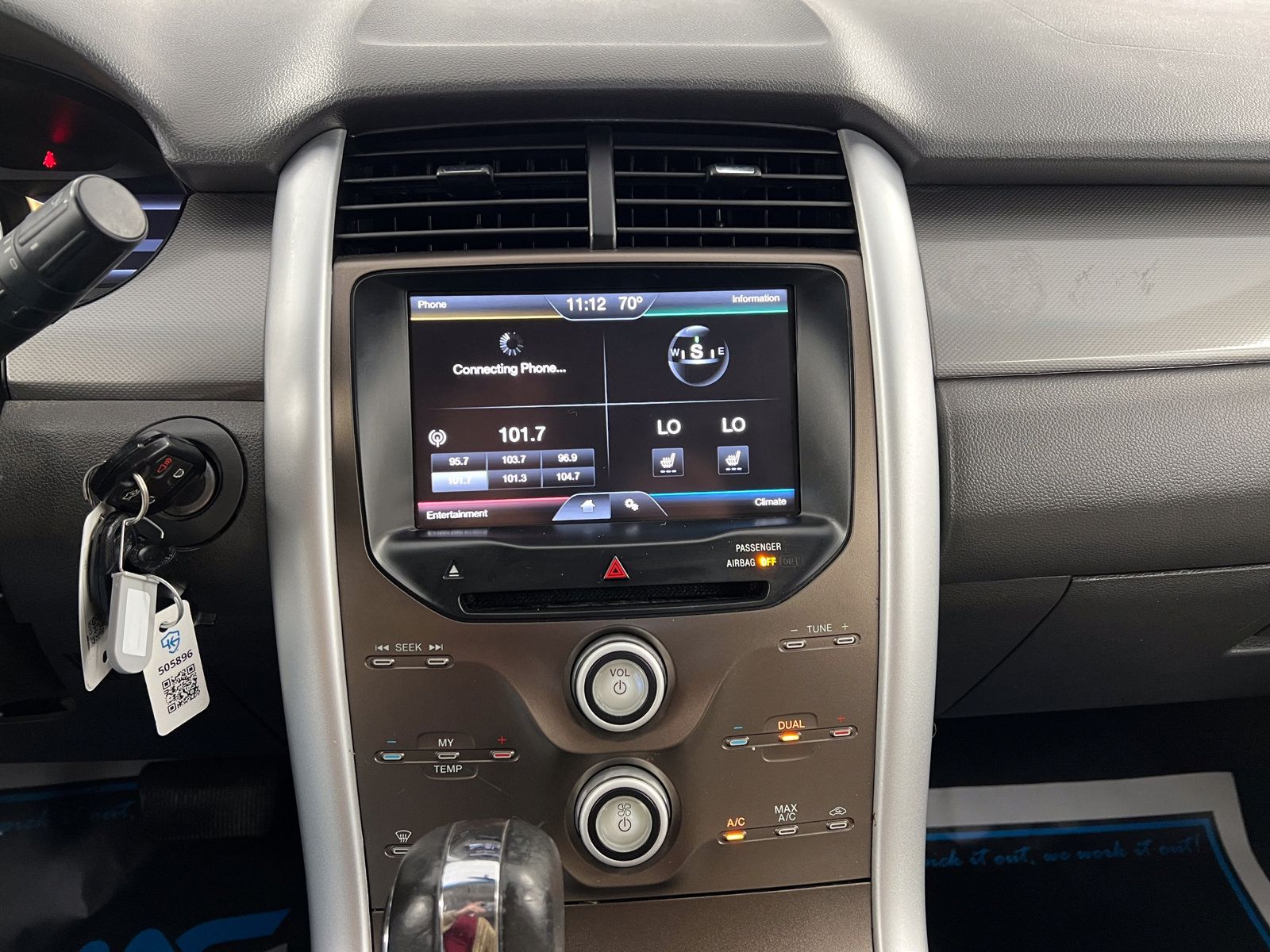 Used 2014 Ford Edge SEL w/ Equipment Group 205A AWD/4WD image 18