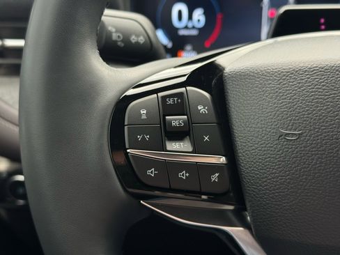 Used 2025 Ford Explorer Platinum w/ Ultimate Package image 26