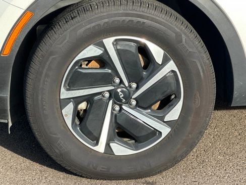 Certified 2023 Kia Sportage LX image 23