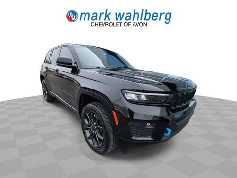 Used 2025 Jeep Grand Cherokee Limited 4xe AWD/4WD image 2