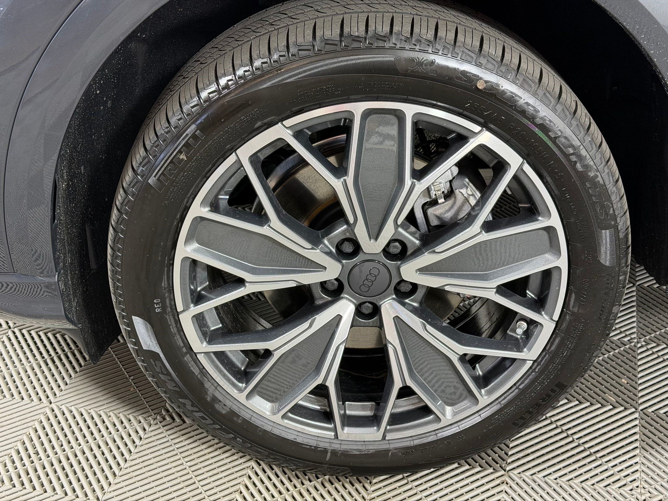 New 2026 Audi Q5 Premium Plus AWD/4WD image 13