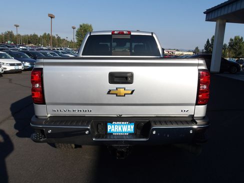 Used 2015 Chevrolet Silverado 2500 LTZ w/ Duramax Plus Package image 4
