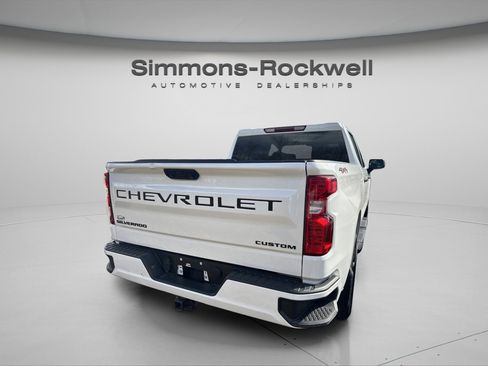 Used 2023 Chevrolet Silverado 1500 Custom image 7