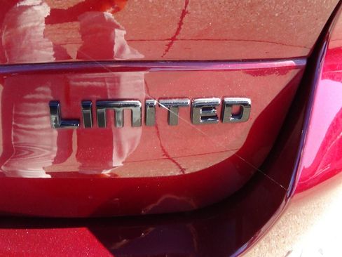 Certified 2024 Jeep Grand Cherokee L Limited w/ Black Appearance Package image 11