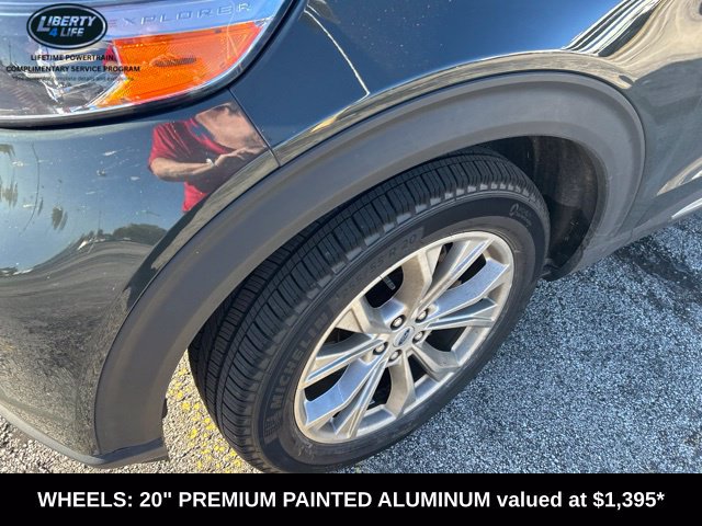 Used 2022 Ford Explorer XLT w/ Equipment Group 202A AWD/4WD image 3