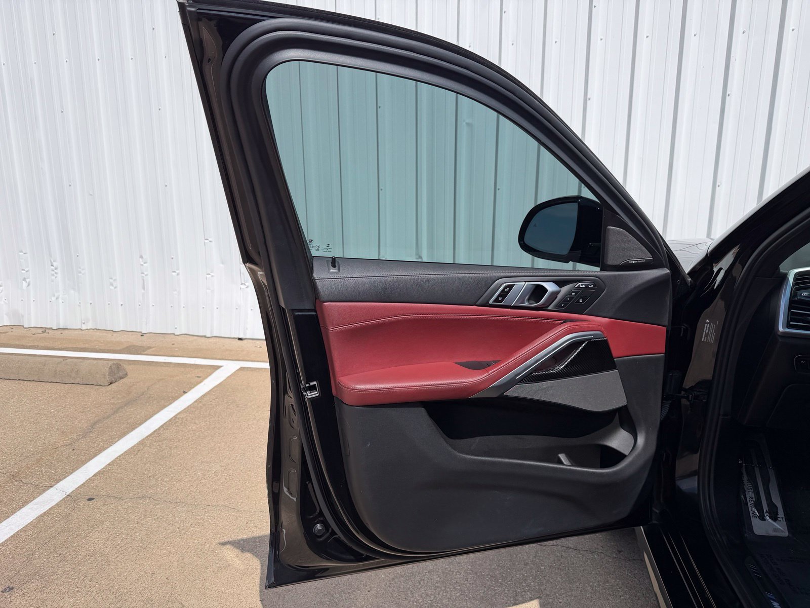 Used 2021 BMW X6 M50i w/ Executive Package AWD/4WD image 30