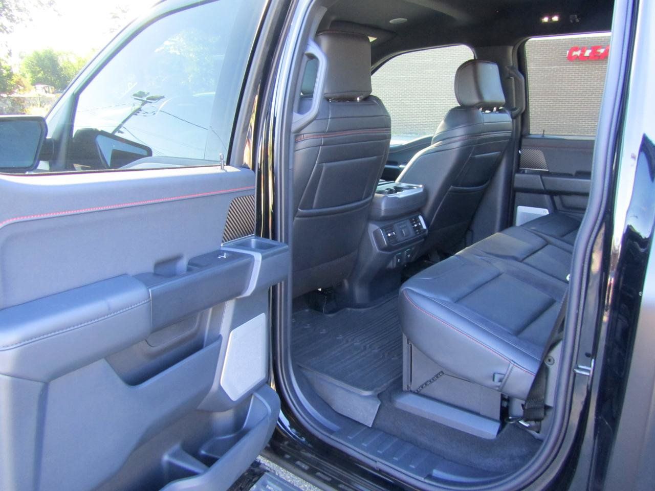Used 2025 Ford F150 Raptor AWD/4WD image 20