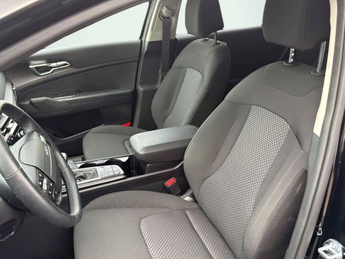 Used 2026 Kia Sportage LX AWD/4WD image 11