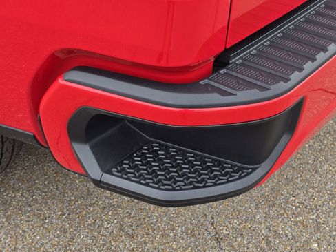 New 2026 Chevrolet Silverado 1500 Custom RWD image 25