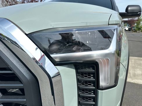 New 2026 Toyota Tundra SR5 AWD/4WD image 9