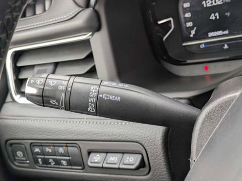 Used 2023 GMC Yukon Denali w/ Max Trailering Package image 28