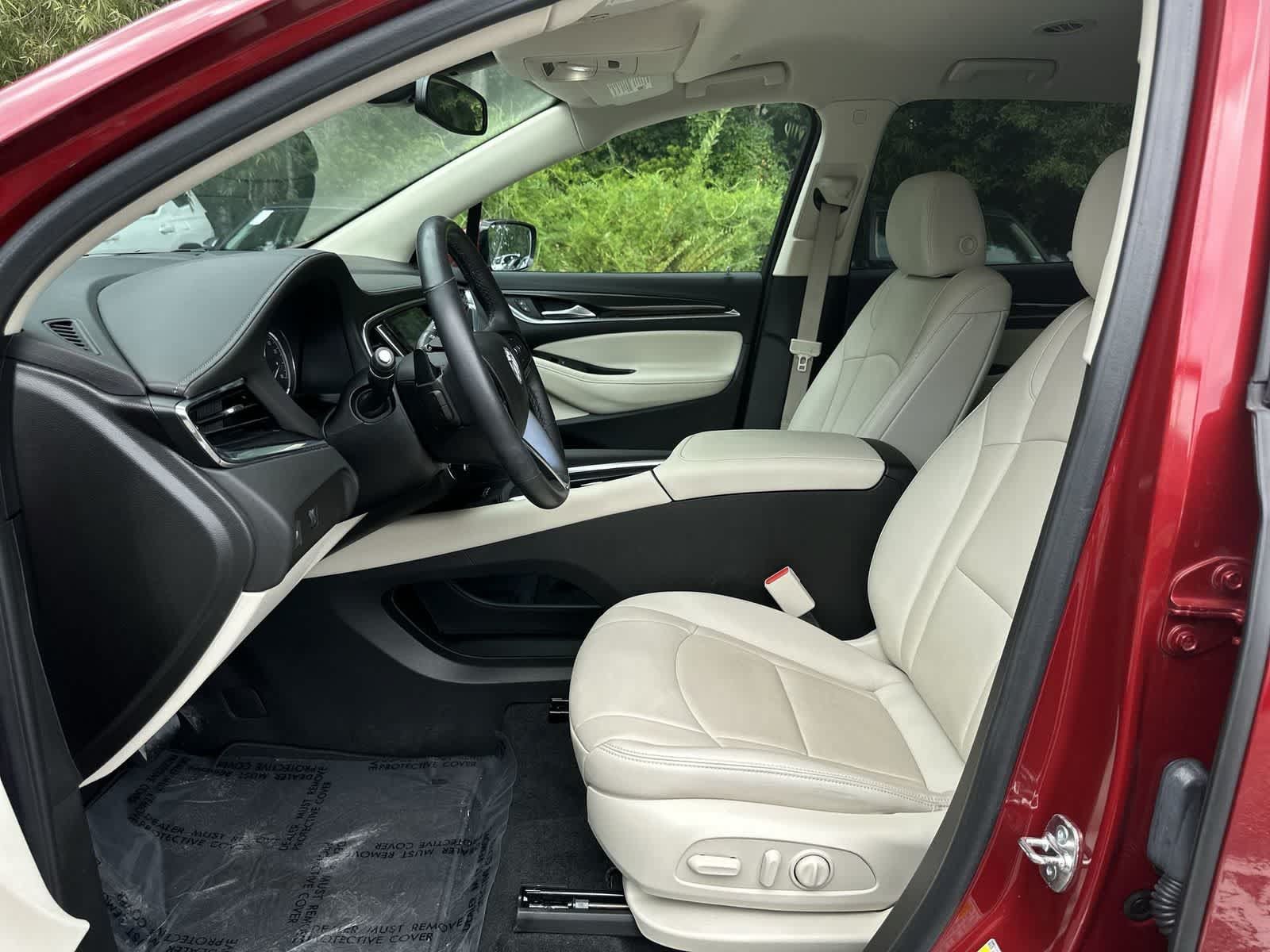 Used 2024 Buick Enclave Essence w/ Sport Touring Edition FWD image 13