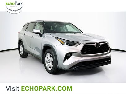 Used 2024 Toyota Highlander LE