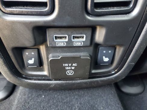 Used 2024 Dodge Durango GT AWD/4WD image 30