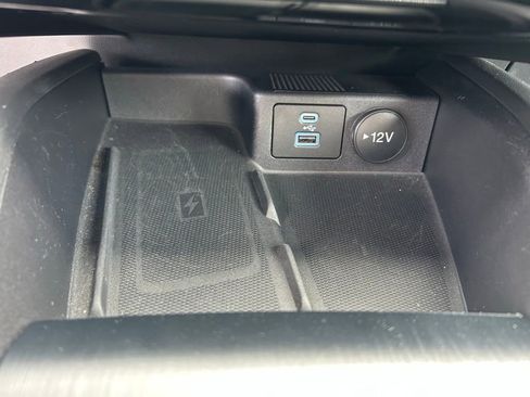 Certified 2023 Ford Escape Platinum AWD/4WD image 29