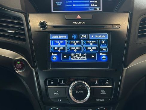 Used 2017 Acura ILX FWD image 20