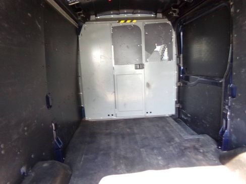 Used 2016 Ford Transit 250 130 Medium Roof RWD image 21