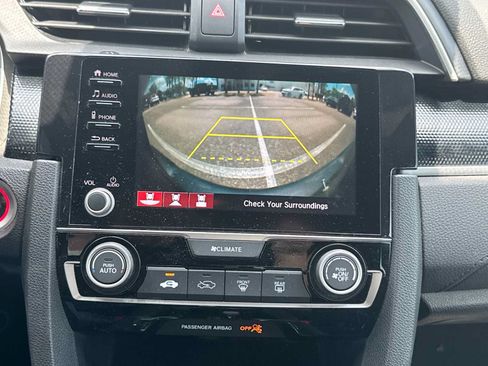 Used 2019 Honda Civic Sport image 11