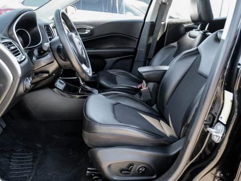 Used 2019 Jeep Compass Altitude image 4