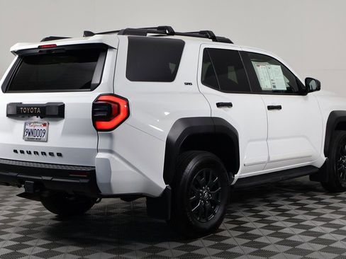 Used 2025 Toyota 4Runner SR5 image 4