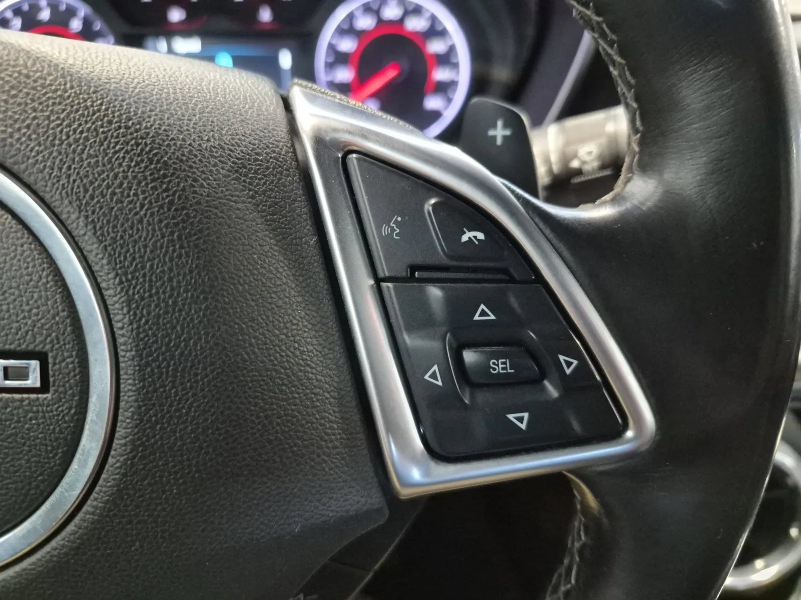 Used 2017 Chevrolet Camaro LT RWD image 23