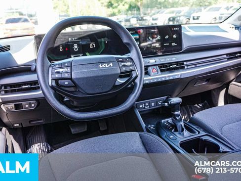 Used 2025 Kia K4 FWD image 27