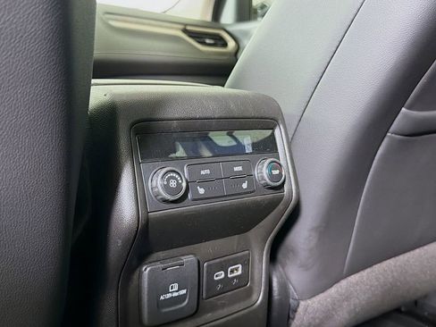 Used 2023 GMC Acadia Denali w/ Denali Ultimate Package image 29