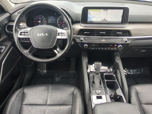 Used 2022 Kia Telluride EX w/ EX Premium Package FWD image 15
