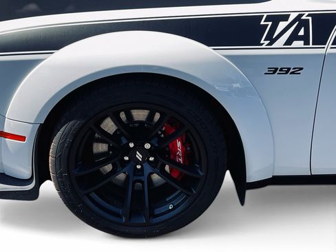 Used 2022 Dodge Challenger R/T Scat Pack RWD image 11