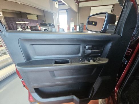 Used 2020 RAM 1500 Tradesman w/ Chrome Plus Package RWD image 13
