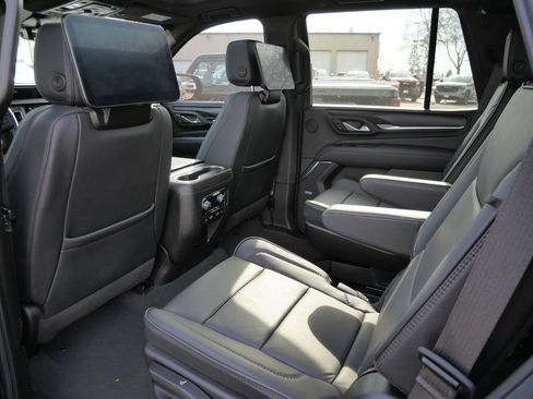 Used 2024 GMC Yukon Denali w/ Denali Reserve Package AWD/4WD image 28