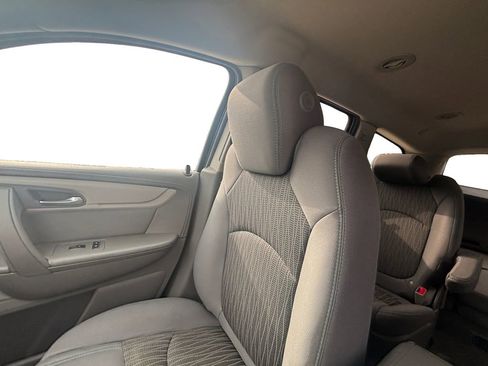 Used 2016 Chevrolet Traverse LT image 23
