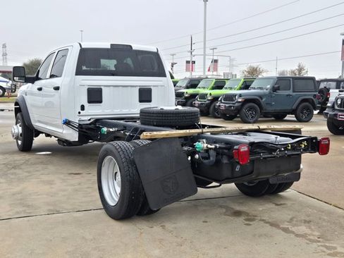 New 2026 RAM 5500 Tradesman w/ Chrome Appearance Group image 9