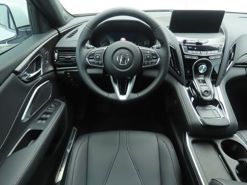 Used 2026 Acura RDX SH-AWD image 10