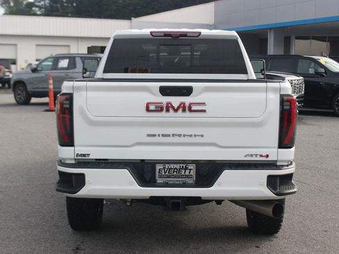 Used 2024 GMC Sierra 3500 AT4 w/ AT4 Premium Plus Package AWD/4WD image 6