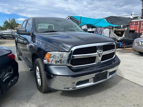 Used 2021 RAM 1500 Classic SLT AWD/4WD image 3