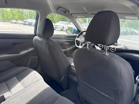 Used 2025 Nissan Sentra SV FWD image 26