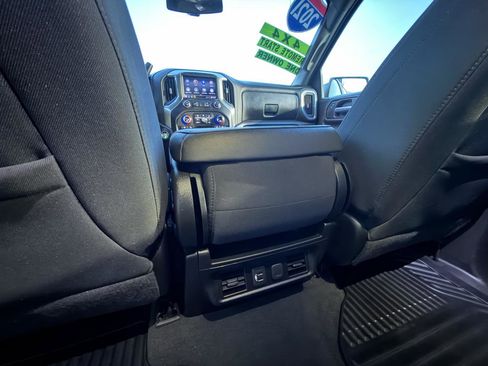 Used 2021 Chevrolet Silverado 1500 LT image 14