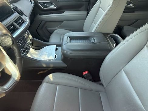 Certified 2022 GMC Yukon SLT w/ SLT Luxury Package image 10