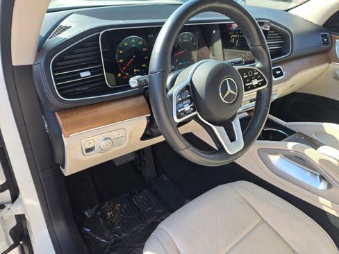 Used 2021 Mercedes-Benz GLS 450 4MATIC image 4