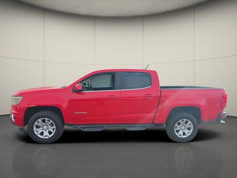 Used 2017 Chevrolet Colorado LT w/ LT Convenience Package image 4
