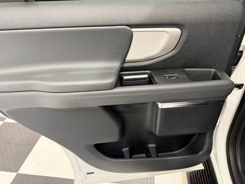 New 2027 Ford Expedition Active AWD/4WD image 25
