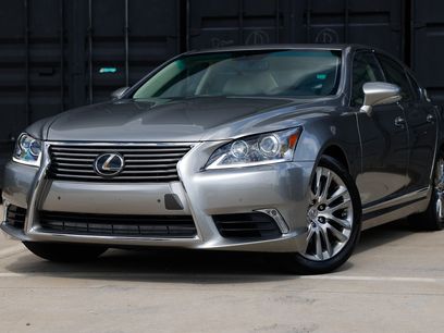 Used 2016 Lexus LS 460 w/ Comfort Package