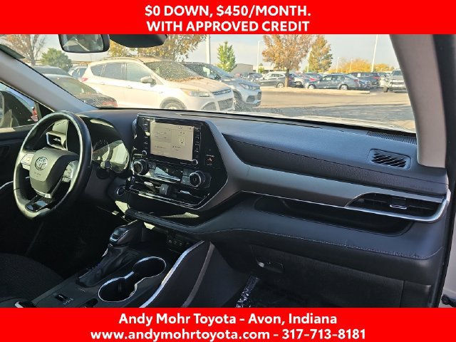 Used 2021 Toyota Highlander LE FWD image 20