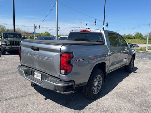 Used 2024 Chevrolet Colorado LT w/ LT Convenience Package II image 3